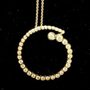 One karat diamond 14k circle necklace